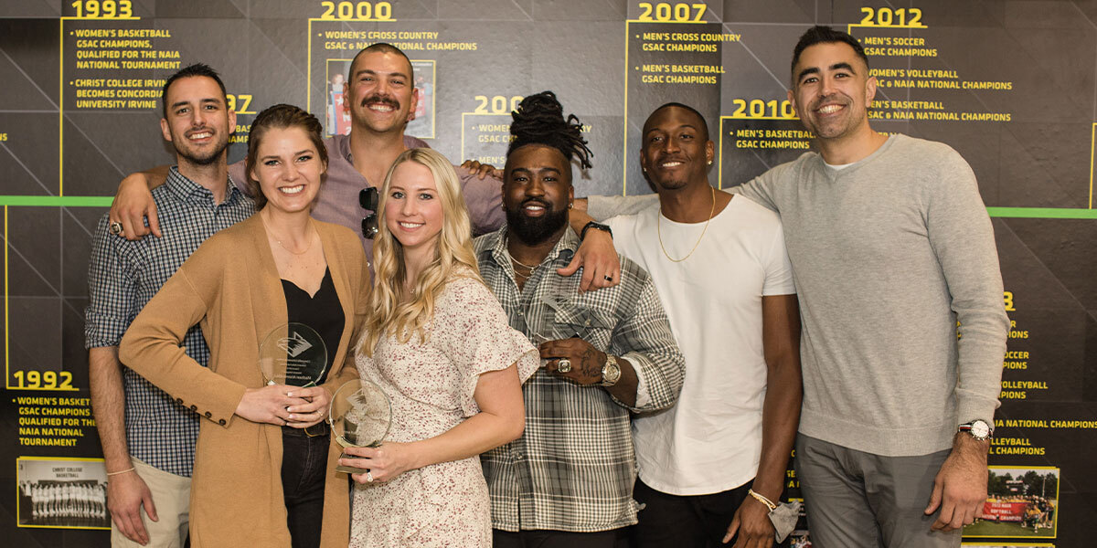 From left to right: Alex Rudd '13, Madison (Ekis) Anema '14, Dakota Downs '13,  Jenna (Jorgenson) Haley '14, ABSN '16, DeLaun Frazier '15, Ed Willis '12, and Tom Granado '12.